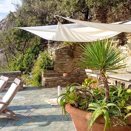 Maison De 9 Chambres A Centuri Avec Magnifique Vue Sur La Mer Jardin Amenage Et Wifi A 15 Km De La Plage Casa vacanze