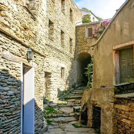 Maison De 9 Chambres A Centuri Avec Magnifique Vue Sur La Mer Jardin Amenage Et Wifi A 15 Km De La Plage *
